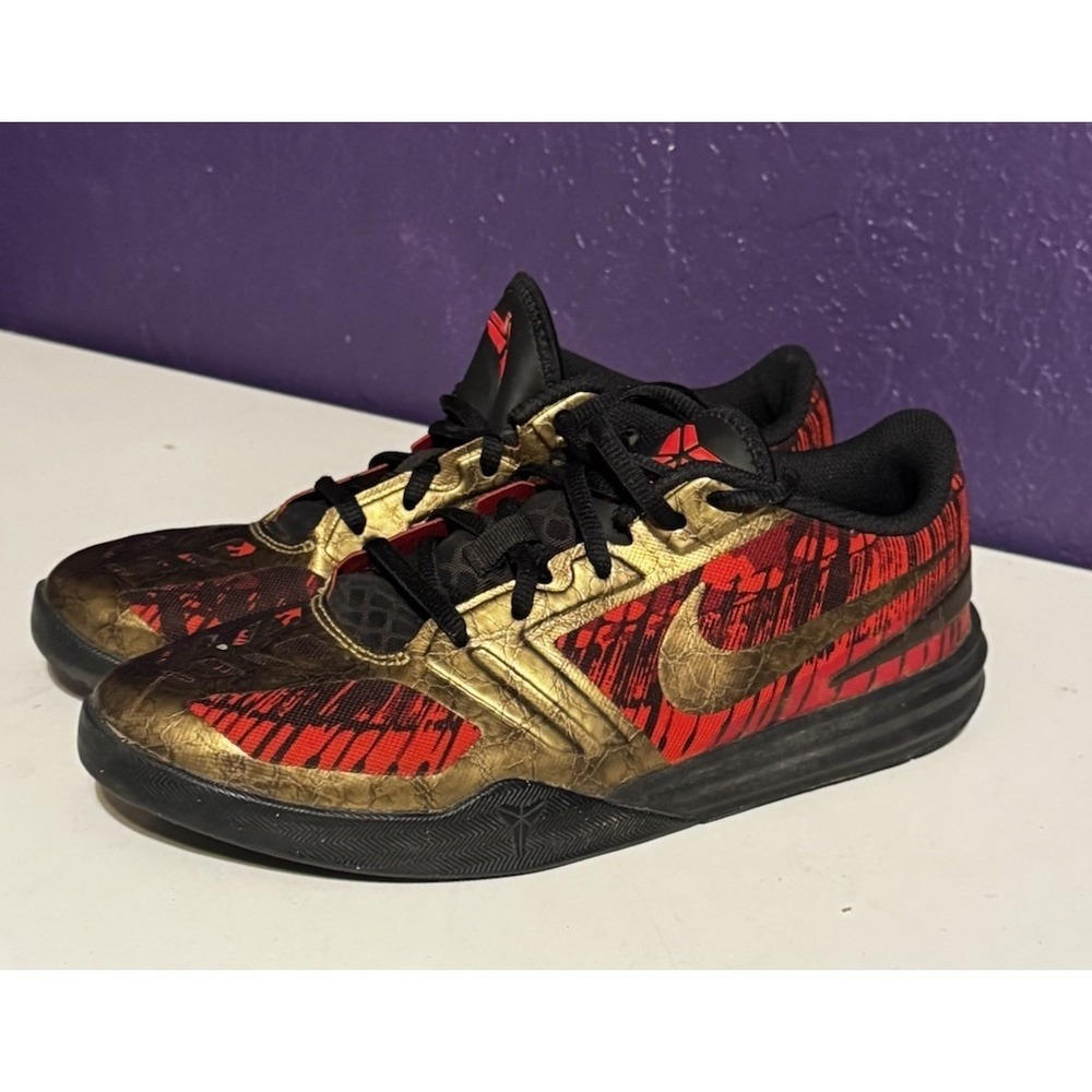 Nike Kobe Mentality Iron Man Gold Red Youth SZ 7 Basketball Shoes Excellent